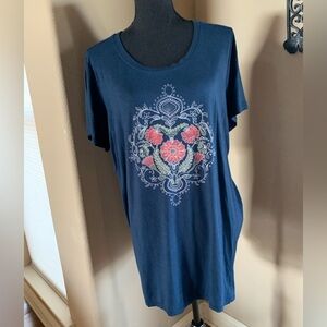 Torrid Blue T Shirt‎ Floral Print